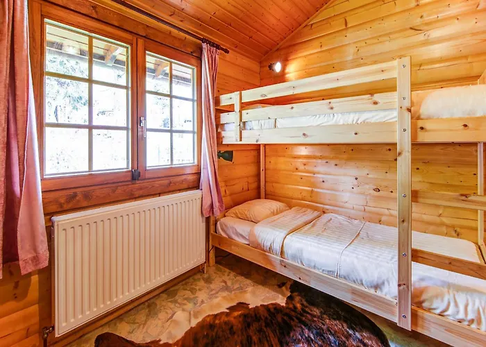 Near Ardennes Forest Chalé